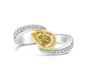 Platinum and Yellow Gold Diamond Twist ring